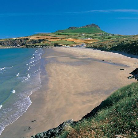 Вилла Bwthyn Clyd - St Davids Экстерьер фото