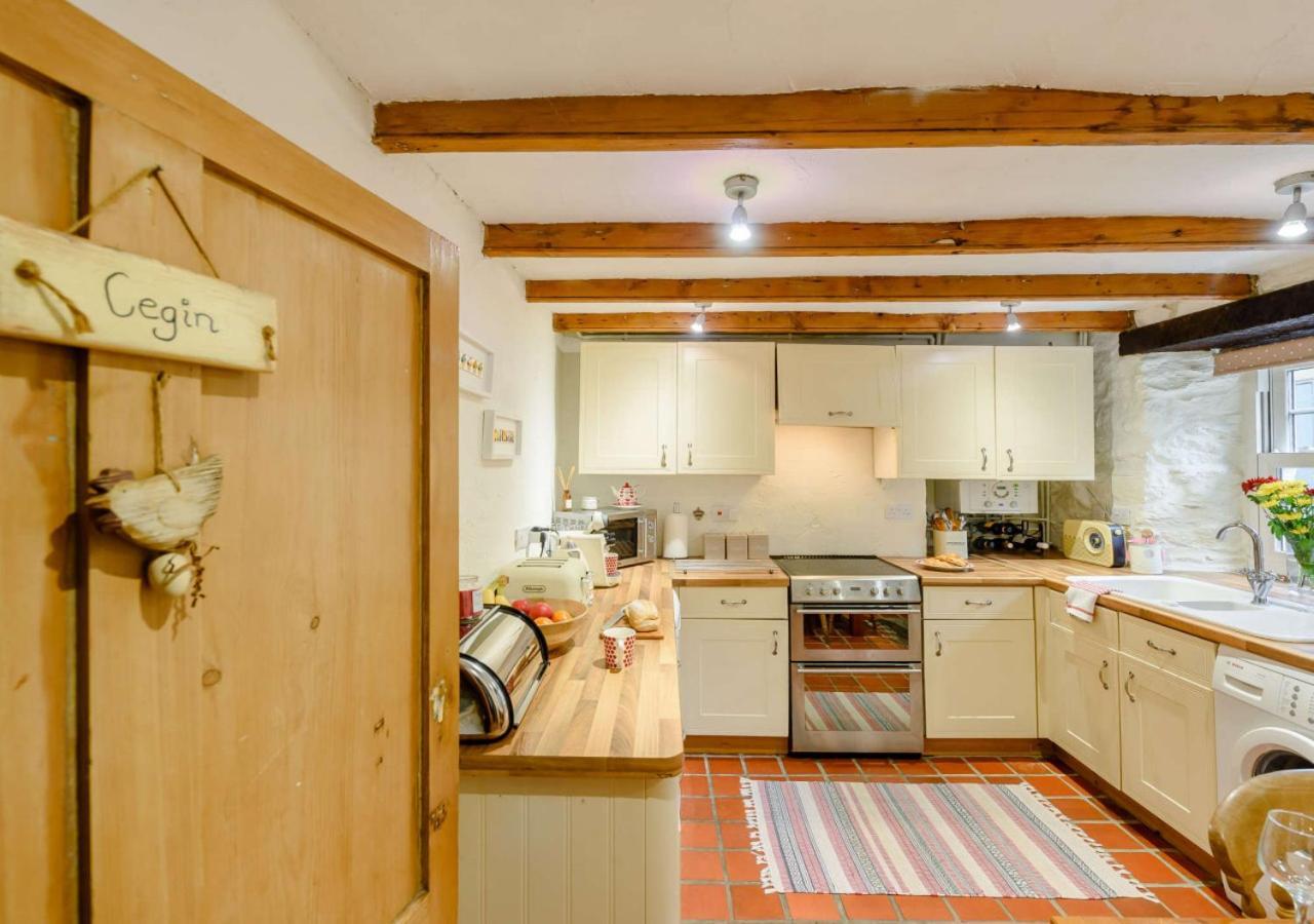 Вилла Bwthyn Clyd - St Davids Экстерьер фото